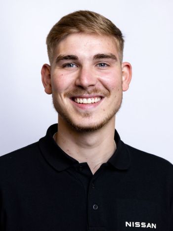 Cédric Nonnenmacher, Kundendienst & Verkauf
